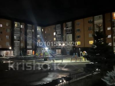 2-комнатная квартира · 75 м² · 1/5 этаж, Абулхаир-хана 171 за 210 000 ₸ в Уральске