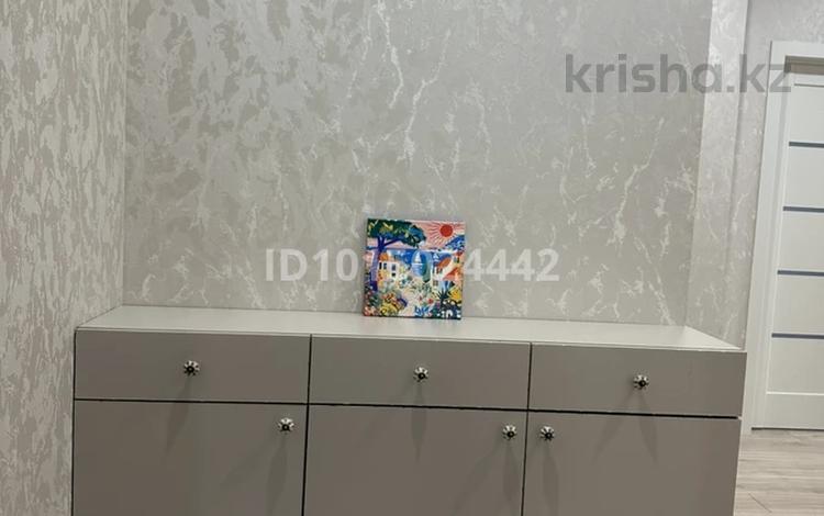 3-бөлмелі пәтер · 100 м² · 10/16 қабат, Темирбаева 50, бағасы: 55 млн ₸ в Костанае — фото 2