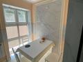 2-комнатная квартира · 52 м² · 2/5 этаж, мкр Центральный, Алипова 2 за 19.5 млн ₸ в Атырау — фото 9