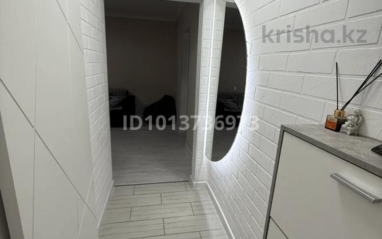 2-бөлмелі пәтер · 56 м² · 4/4 қабат, Желтоксан 6, бағасы: 35 млн ₸ в Шымкенте, Туран р-н — фото 2