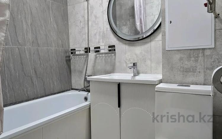 3-комнатная квартира · 58 м² · 2/4 этаж, мкр №6 19 — Абая Саина за 37 млн ₸ в Алматы, Ауэзовский р-н — фото 9