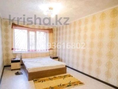1-комнатная квартира, 30.3 м², 1/5 этаж, Самал 6 — Кунаева за 10 млн 〒 в Талдыкоргане, мкр Самал