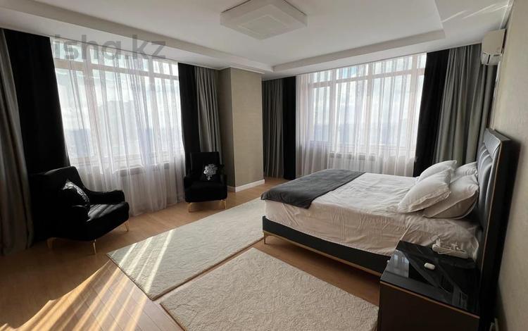 3-комнатная квартира · 120 м² · 10 этаж, Ахмет Байтурсынулы 1 за 500 000 ₸ в Астане, Сарайшык р-н — фото 2