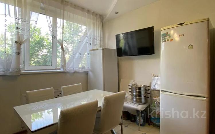 3-бөлмелі пәтер · 72 м² · 4/10 қабат, Рыскулбекова — СРОЧНО!!! ПРОДАЁТСЯ КВАРТИРА!!!, бағасы: 51 млн ₸ в Алматы, Ауэзовский р-н — фото 5