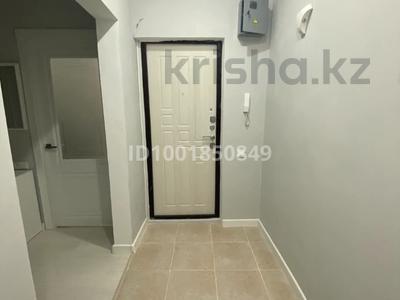 Пәтерлер в Атырауской обл.: 2-бөлмелі пәтер · 53 м² · 4/5 қабат, мкр Центральный, Канцева 2 — Драма театра, бағасы: 250 000 〒 2-бөлмелі пәтер · 53 м² · 4/5 қабат, мкр Центральный, Канцева 2 — Драма театра, бағасы: 250 000 〒 в Атырау