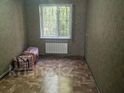 3-бөлмелі пәтер · 60 м² · 1/5 қабат, Гагарина — ул Гагарина, бағасы: 150 000 ₸ в Шымкенте