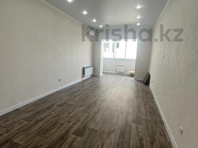 2-комнатная квартира · 71 м² · 3/5 этаж, мкр Северо-Восток 19/2 за 22.8 млн ₸ в Уральске