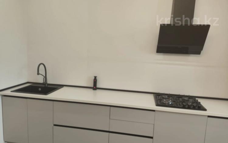 1-комнатная квартира · 53.8 м² · 2/9 этаж, алтын орда за 27 млн ₸ в Актобе — фото 2