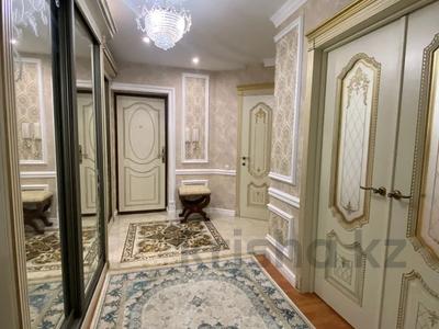 3-бөлмелі пәтер · 135 м² · 6/10 қабат, мкр 12, бағасы: 46 млн ₸ в Актобе