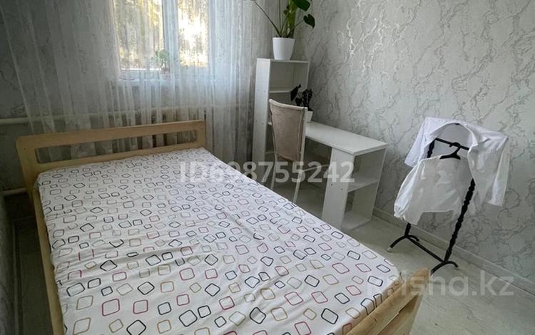 Жеке үй · 3 бөлме · 80 м² · 15 жүзд., Гагарина 51 — Қарасаз ауылы, бағасы: 8.5 млн ₸ в Бауыржан Момышулы — фото 2