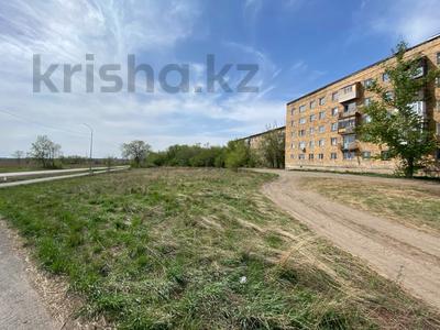 Жер телімі · 25 сотық, Пришахтинск, 21й микрорайон, бағасы: 33 млн 〒 в Караганде, Алихана Бокейханова р-н