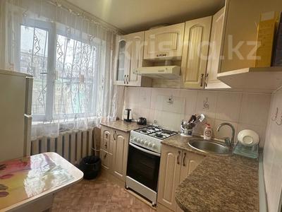 3-комнатная квартира · 46 м² · 1/5 этаж, Ленинградская 75а за 7.5 млн 〒 в Шахтинске