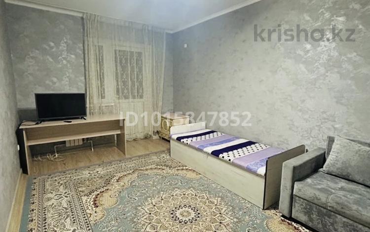1-бөлмелі пәтер · 40 м² · 1/5 қабат, мкр Акжайык 5а, бағасы: 150 000 ₸ в Шымкенте, Абайский р-н — фото 2