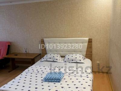1-комнатная квартира · 36 м² · 2/5 этаж, мкр Новый Город, Нуркена Абдирова 48/2 за 10 000 ₸ в Караганде, Казыбек би р-н