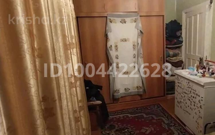 3-бөлмелі пәтер · 53 м² · 2/2 қабат, Тауелсыздык 67 — Аптеки, бағасы: 16.5 млн ₸ в Затобольске (Тобыле) — фото 2