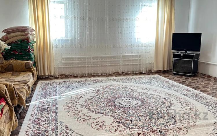 Отдельный дом · 2 комнаты · 80 м² · 4.8 сот., мкр. Зачаганск пгт, Брусиловского 68 за 18.5 млн 〒 в Уральске — фото 2