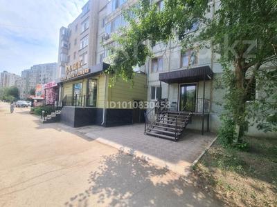 Офисы, магазины и бутики, склады, салоны красоты, фитнес и спорт, медцентры и аптеки, образование, развлечения · 70 м² за 450 000 〒 в Актобе, мкр 11