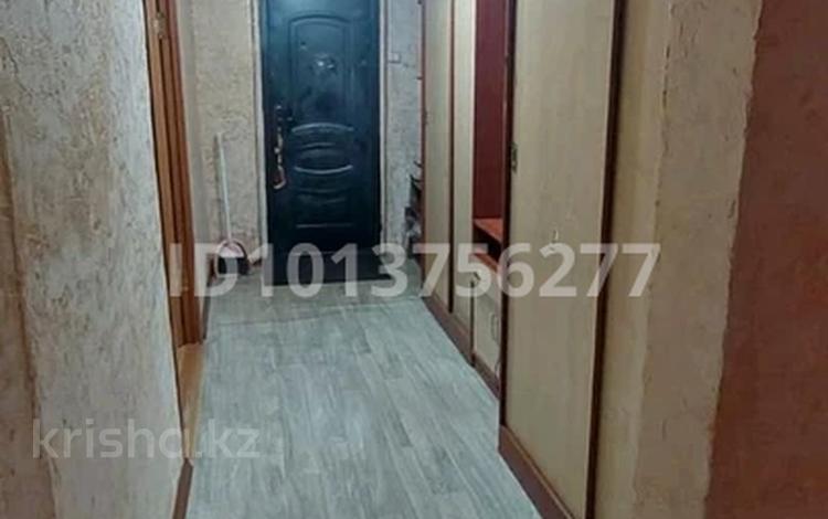 2-бөлмелі пәтер · 50 м² · 5/5 қабат, бульвар Абая 49, бағасы: 13 млн ₸ в  — фото 2