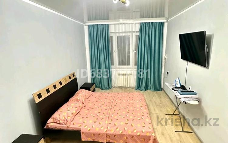 1-комнатная квартира · 45 м², мкр. Зачаганск пгт 85/5 — Возле супермаркета Алтындар за 10 000 ₸ в Уральске — фото 12