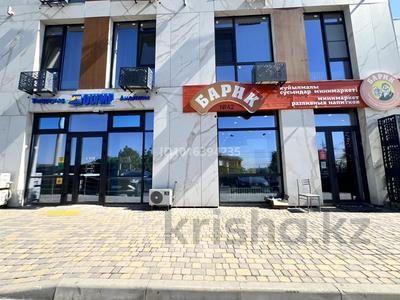 Еркін, кеңселер, дүкендер мен бутиктер, қоғамдық тамақтану орны, сұлулық салондары, монша, қонақ үй және демалыс орындары, медорталықтар мен дәріханалар, білім орталықтары, ойын-сауық · 179 м², бағасы: 185 млн ₸ в Алматы, Бостандыкский р-н