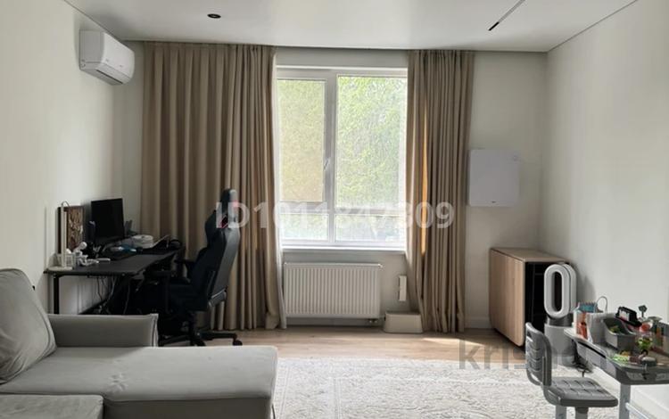 2-комнатная квартира · 70 м² · 3/12 этаж, Торекулова 91 за 67.5 млн ₸ в Алматы — фото 3