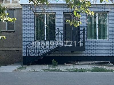 Свободное назначение, офисы, магазины и бутики, салоны красоты · 90 м² за 35 млн 〒 в Актау, 28-й мкр