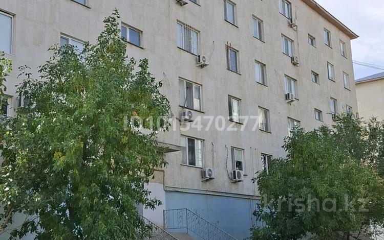2-бөлмелі пәтер · 65 м² · 2/5 қабат, С.Датова 23 — Рядом Торговый дом Насиха, бағасы: 28 млн ₸ в Атырау — фото 2