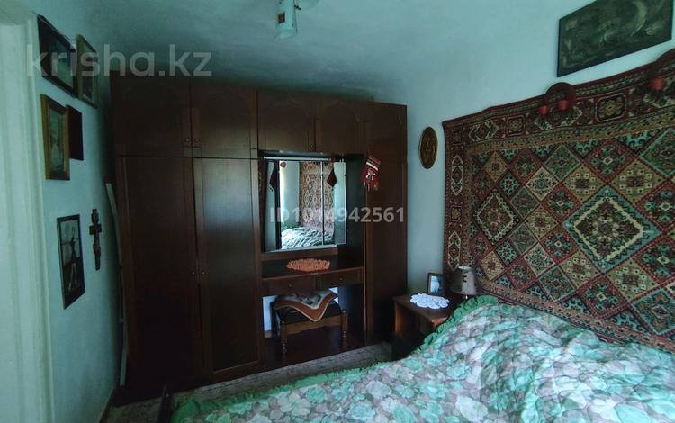3-комнатная квартира · 45.4 м² · 2/3 этаж, Пришахтинск, Восточная 18 за 9.5 млн ₸ в Караганде, Алихана Бокейханова р-н — фото 2
