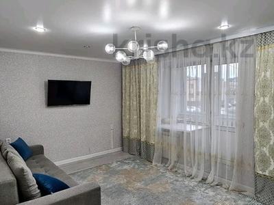 3-комнатная квартира · 70 м² · 2/5 этаж, Мангилик ел 10 — Мангилик Ел/Уранхаева за 22 000 ₸ в Семее