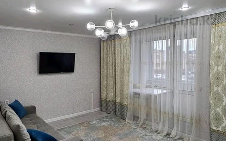 3-комнатная квартира · 70 м² · 2/5 этаж, Мангилик ел 10 — Мангилик Ел/Уранхаева за 22 000 ₸ в Семее — фото 2