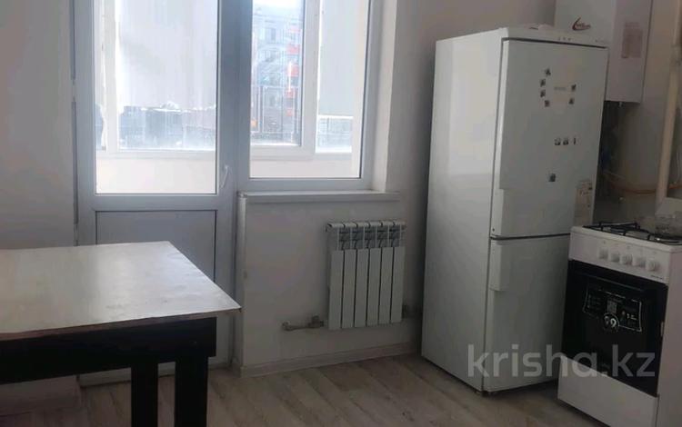 3-комнатная квартира · 65 м² · 2/5 этаж, мкр Туран-2 49 — 144 школа за 130 000 ₸ в Шымкенте, Каратауский р-н — фото 2