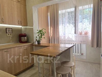 3-бөлмелі пәтер · 72 м² · 1/9 қабат, Мкр. Таугуль-1, бағасы: 52 млн ₸ в Алматы, Ауэзовский р-н
