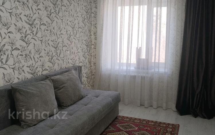 2-комнатная квартира · 45 м² · 3/9 этаж, мкр Юго-Восток, Карбышева 14/1 за 150 000 ₸ в Караганде, Казыбек би р-н — фото 2