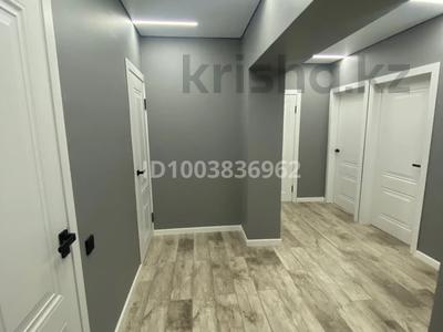 Продажа квартир в Алматинской обл.: 4-комнатная квартира · 79 м² · 2/5 этаж, Карасай батыра 34а 18 — Рядом с 6-школой за 38 млн 〒 4-комнатная квартира · 79 м² · 2/5 этаж, Карасай батыра 34а 18 — Рядом с 6-школой за 38 млн 〒 в Талгаре