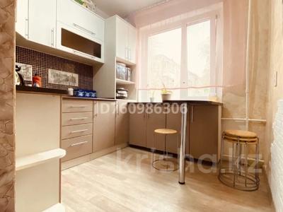 3-комнатная квартира · 58 м² · 3/5 этаж, Жамбыла 296 — Гашека Жамбыла за 18 млн 〒 в Петропавловске