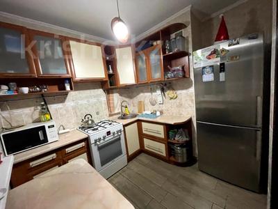 2-бөлмелі пәтер · 46 м² · 4/4 қабат, мкр №9 23 — Жандосова, бағасы: 26 млн ₸ в Алматы, Ауэзовский р-н