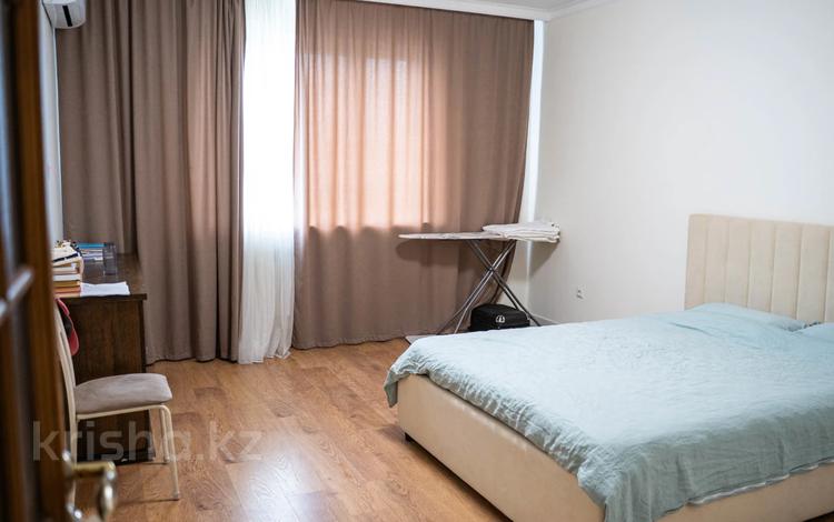 4-комнатная квартира · 123.5 м² · 5/10 этаж, Алишера Навои за 500 000 〒 в Алматы, Ауэзовский р-н — фото 2