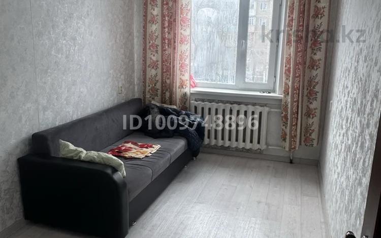 2 комнаты · 47 м² · 3/5 этаж, мкр Юго-Восток, 27й микрорайон 3 — Карбышева за 50 000 〒 в Караганде, Казыбек би р-н — фото 2