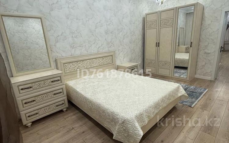 2-бөлмелі пәтер · 80 м² · 1/9 қабат, Вокзальная 4/1, бағасы: 350 000 ₸ в Уральске — фото 2