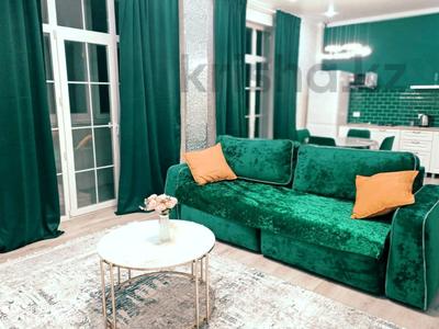 2-комнатная квартира · 70 м² · 3/9 этаж, Маншук Маметовой — СВОБОДНО! Новые Люксы Сити Центр за 25 000 ₸ в Уральске