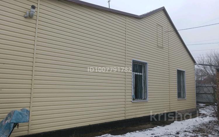 Часть дома · 4 комнаты · 130 м² · 5 сот., 10 лет Независимость 15/1 за 25 млн ₸ в Абае — фото 2