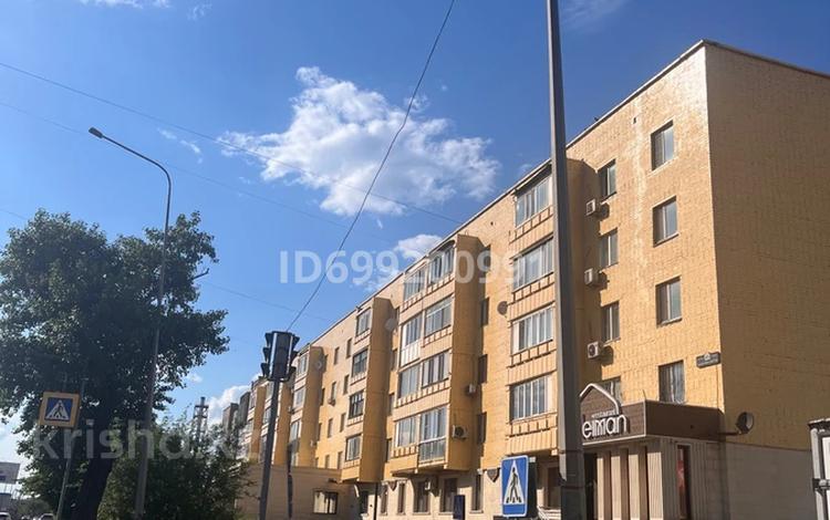 2-бөлмелі пәтер · 50 м² · 5/5 қабат, Кабанбай батыра 46 — Герцена, бағасы: 24.5 млн ₸ в Семее — фото 16