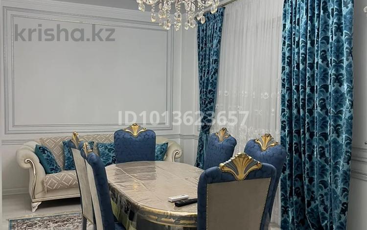 2-комнатная квартира · 70 м² · 8/17 этаж, Кунаева 91 за 250 000 ₸ в Шымкенте, Аль-Фарабийский р-н — фото 2