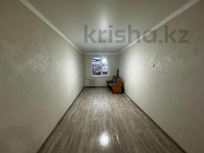 2-комнатная квартира, 46 м², 4/5 этаж, Каратау 30 за 12.5 млн 〒 в Таразе