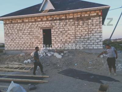 Отдельный дом · 4 комнаты · 110 м² · 8 сот., Бәйтерек 1 — Байтерек строительный маагазин за 9 млн 〒 в 