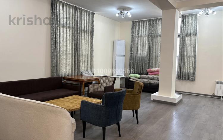 3-бөлмелі пәтер · 80 м², Розыбакиева 247, бағасы: 500 000 ₸ в Алматы, Бостандыкский р-н — фото 2