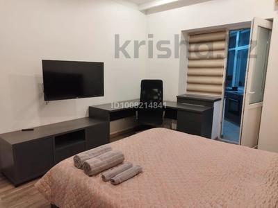 1-комнатная квартира · 50 м² · 4/18 этаж, Муканова 241 — Шевченко за 16 000 ₸ в Алматы, Бостандыкский р-н