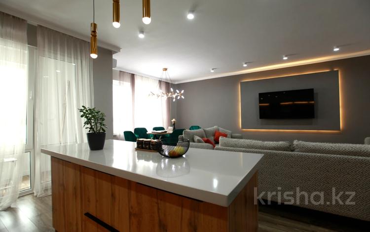 3-комнатная квартира · 98 м² · 7/8 этаж, Розыбакиева 320 за 105 млн ₸ в Алматы, Бостандыкский р-н — фото 12