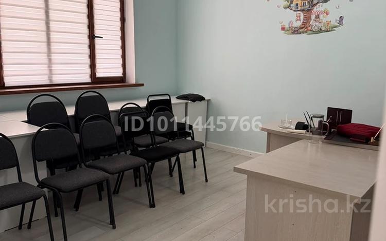 Білім орталықтары · 20 м², бағасы: 110 000 ₸ в Актау, 17-й мкр — фото 5