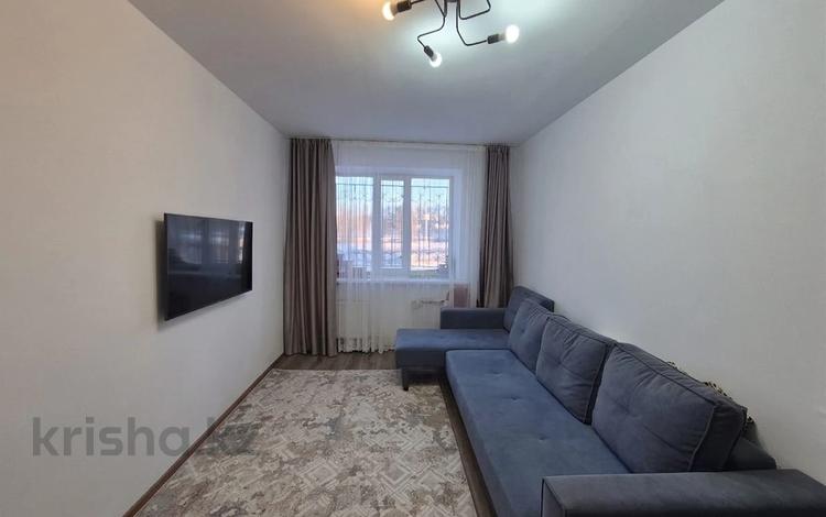 2-комнатная квартира · 49.9 м² · 1/9 этаж, Майкудук, Майкудук Коммунистическая за 19 млн ₸ в Караганде, Алихана Бокейханова р-н — фото 2